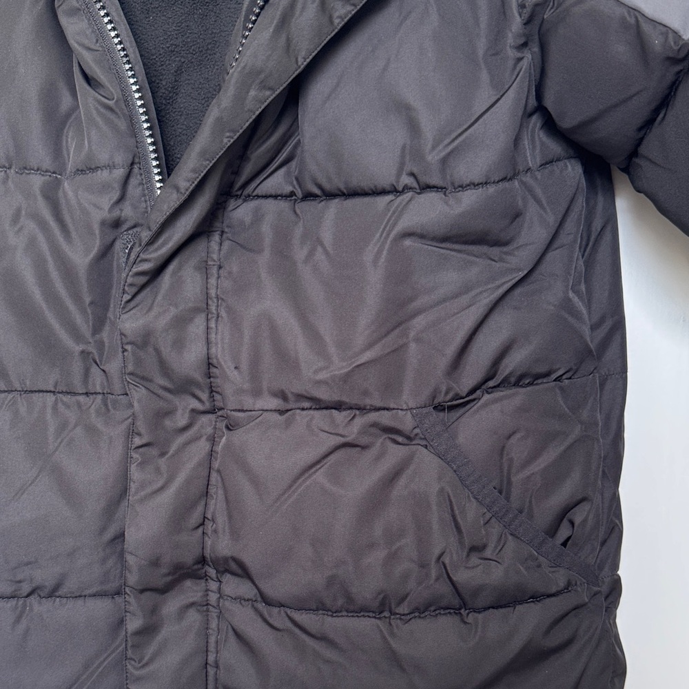 Wonder Nation Charcoal and Black Kids Puffer Jacket - Picture 3 of 5